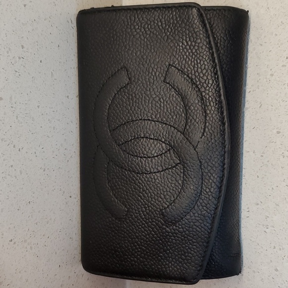 CHANEL Caviar leather wallet - Picture 1 of 13